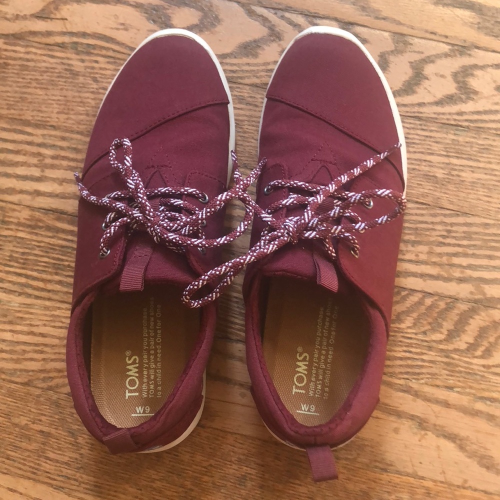 Maroon Toms sneakers size 9 worn one time!